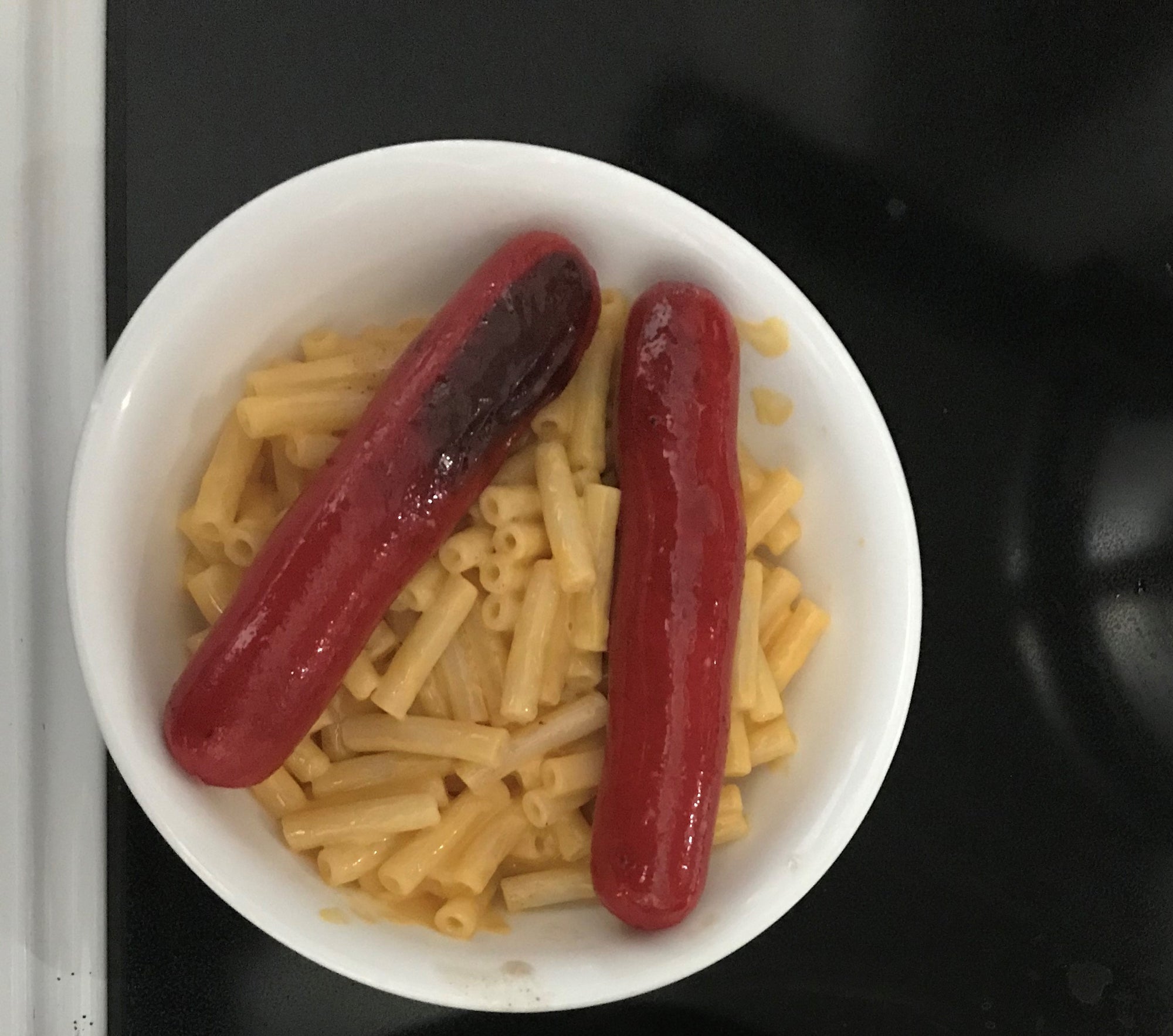 Bright Leaf Hot Dogs with Mac n Cheese Meal